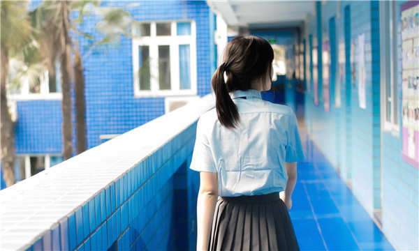乌恰如何找到一个可以帮助我生孩子的女人？